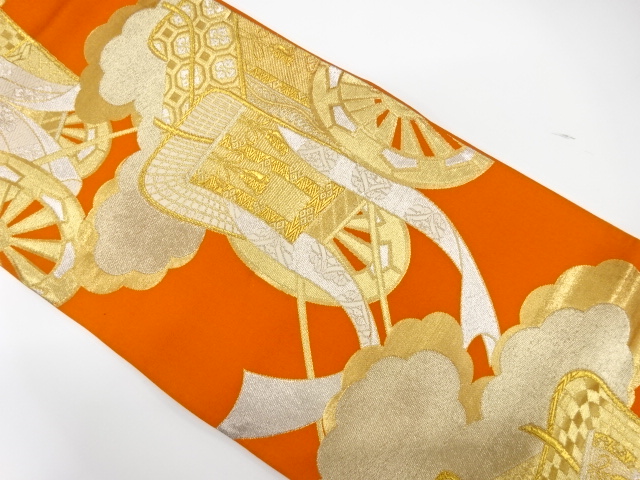 アンティーク　雲取りに御所車模様織り出し袋帯（着用可）